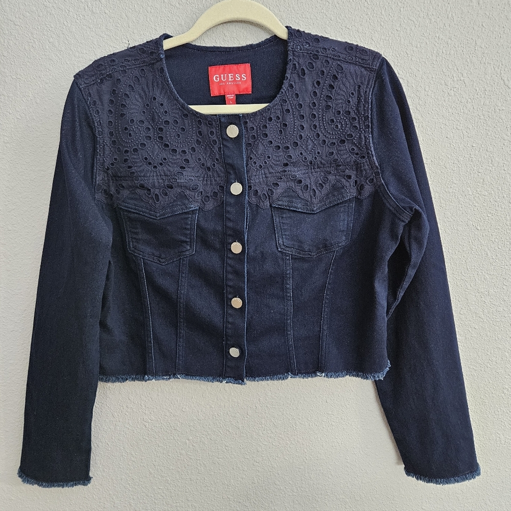 Guess Cropped Denim Jacket With Eyelet Detail, Large - Picture 3 of 9